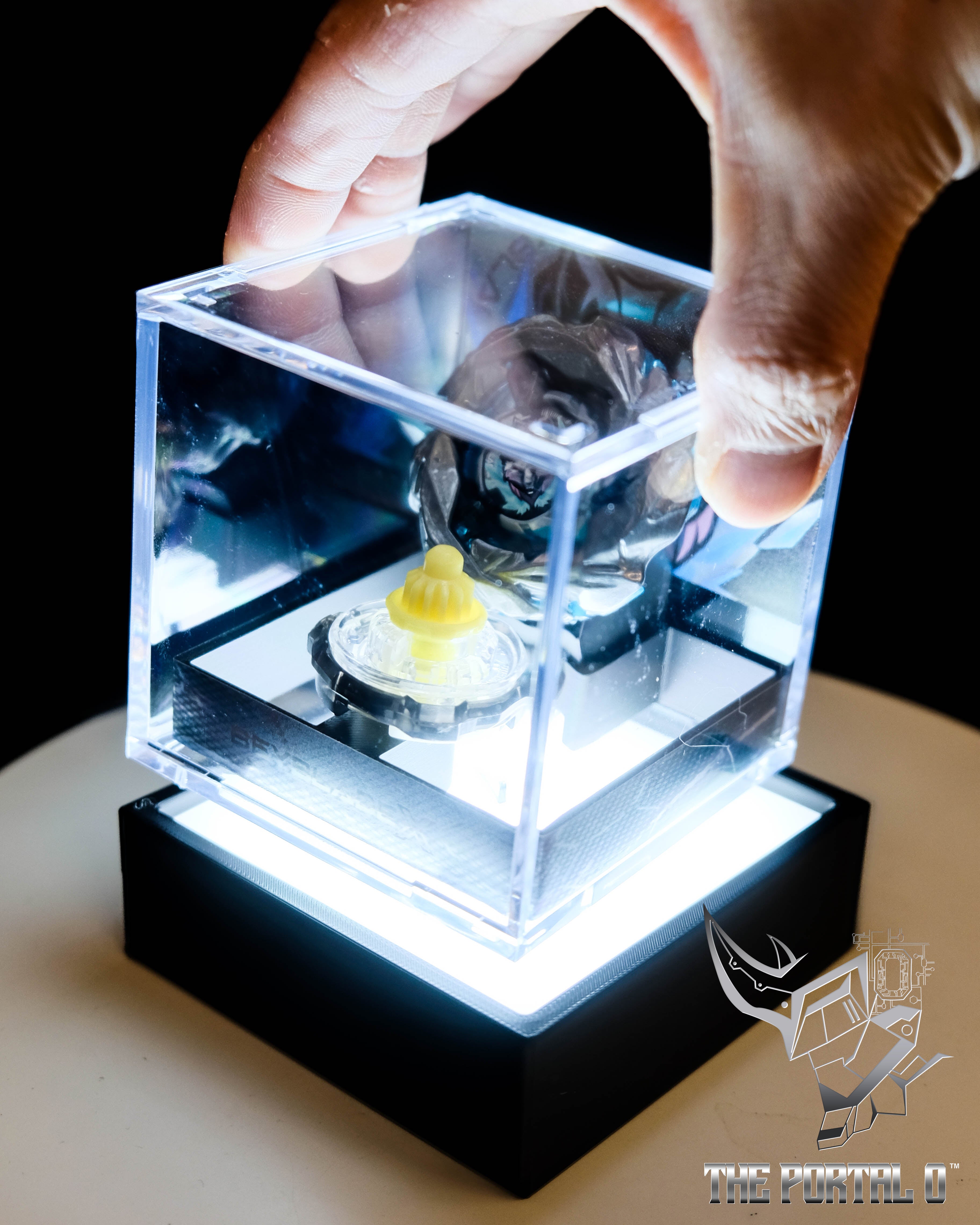 Universal 8cm Acrylic Display Light Base