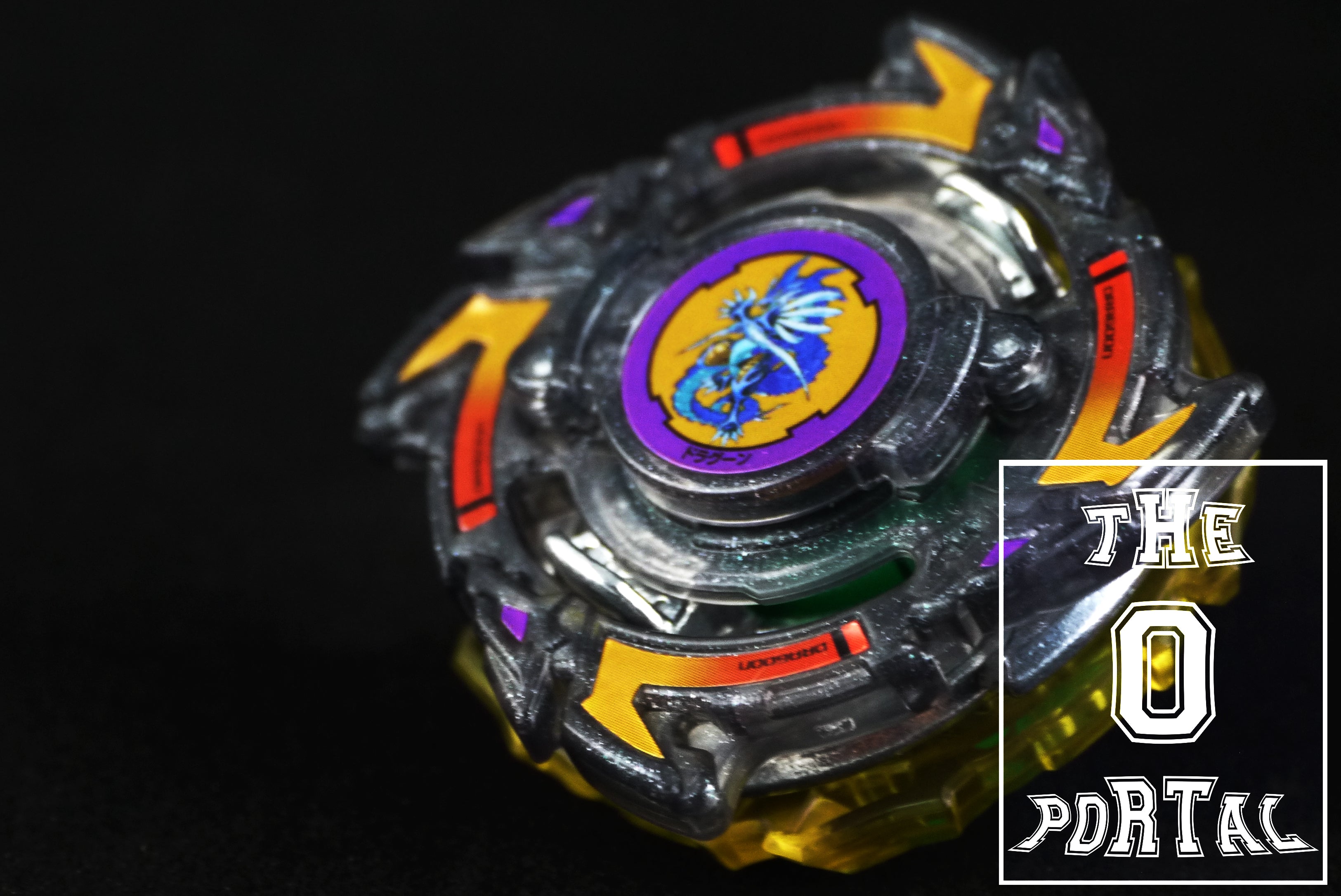 TAKARA TOMY Beyblade BURST GOD B95 Random Booster Vol.8