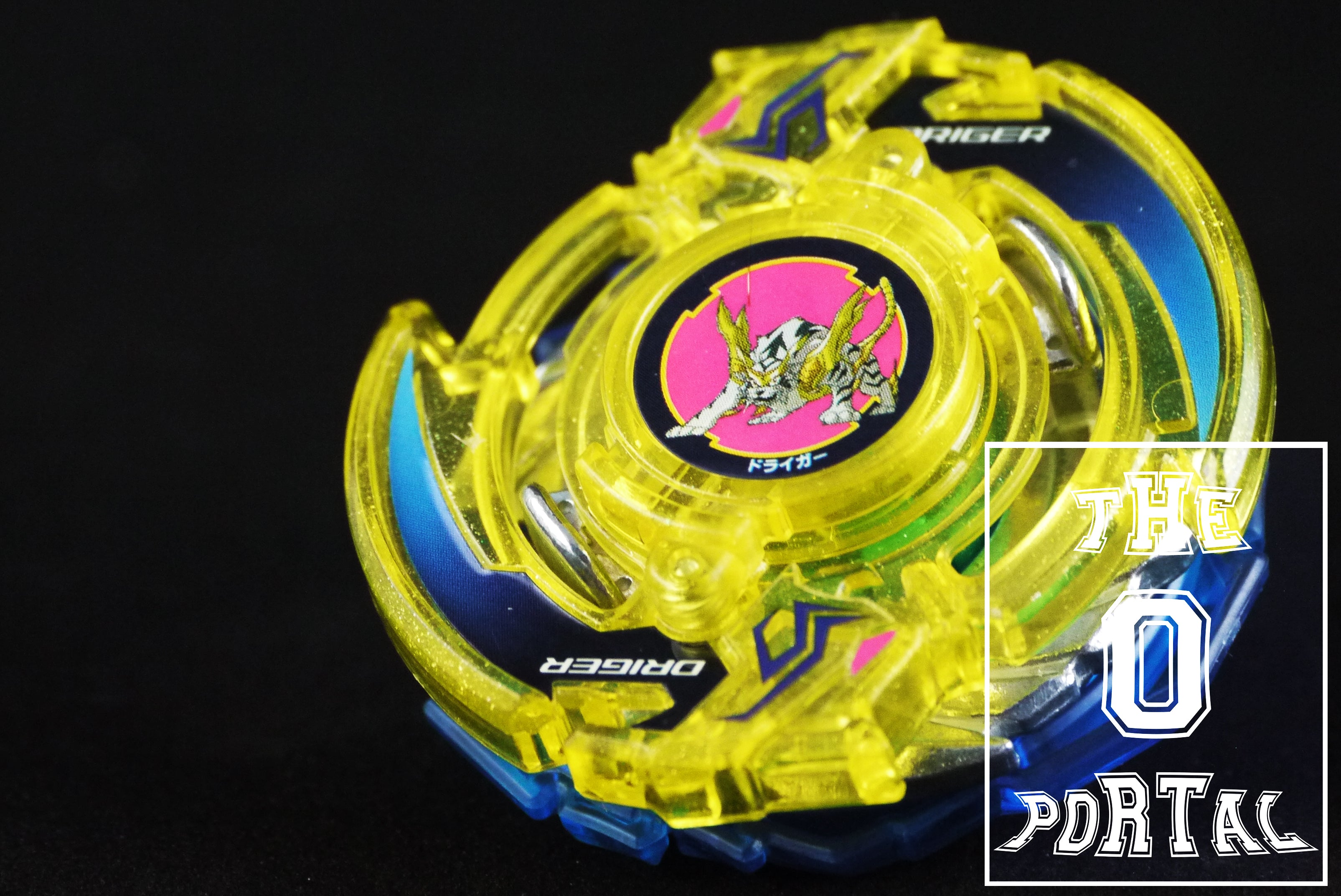 TAKARA TOMY Beyblade BURST GOD B95 Random Booster Vol.8