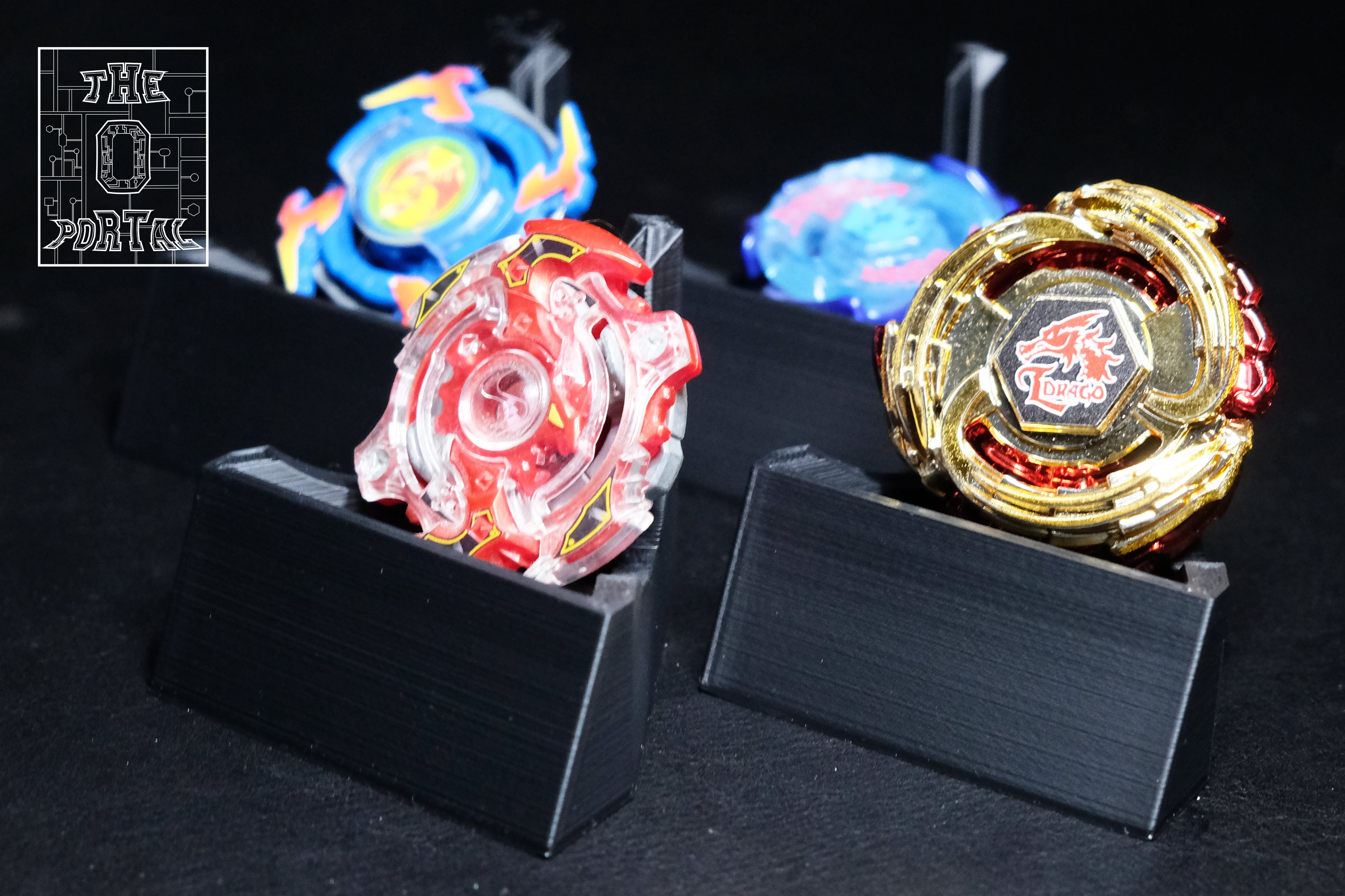 Set of 5 Multi-Purpose Beyblade / Packaging Display Stand